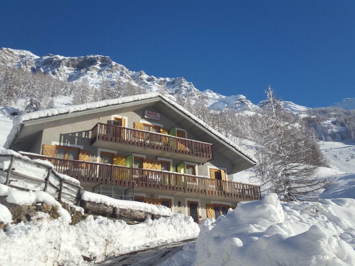 Maison Des Myrtilles Hotel Valgrisenche Buitenkant foto
